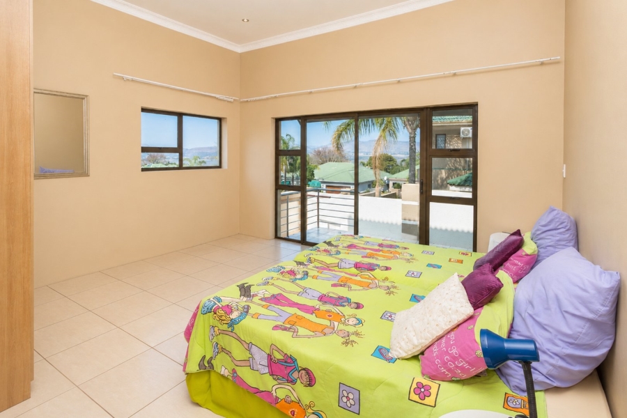 4 Bedroom Property for Sale in Kosmos Ridge North West